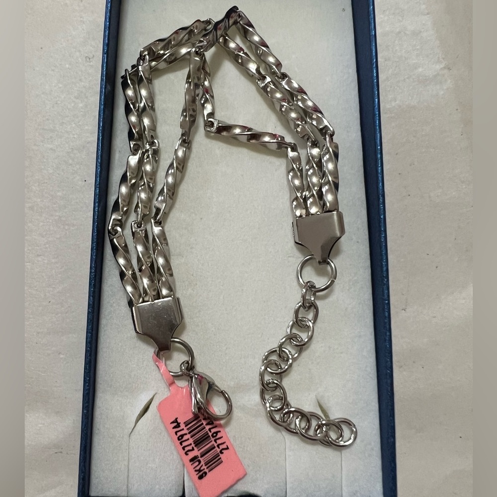 Beautiful silver bracelet new in original box